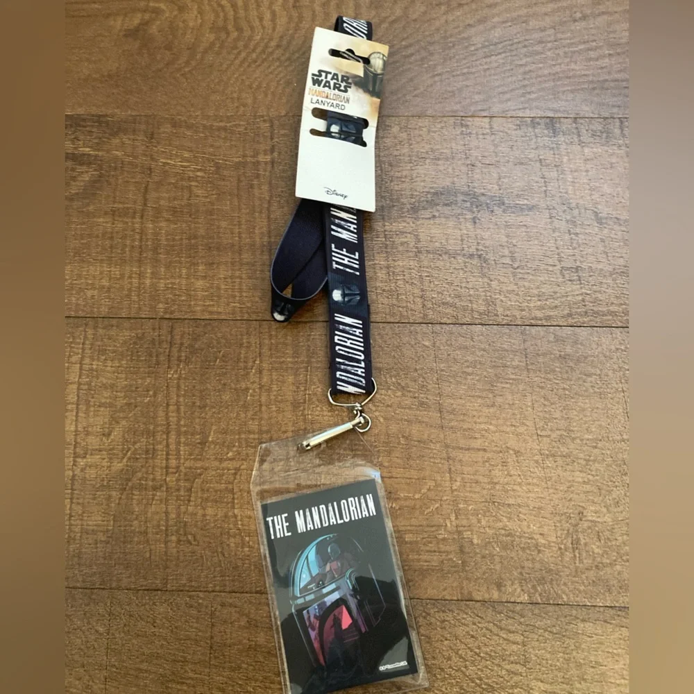 STAR WARS Disney The Mandalorian Black Lanyard with Badge Holder Work NWT
